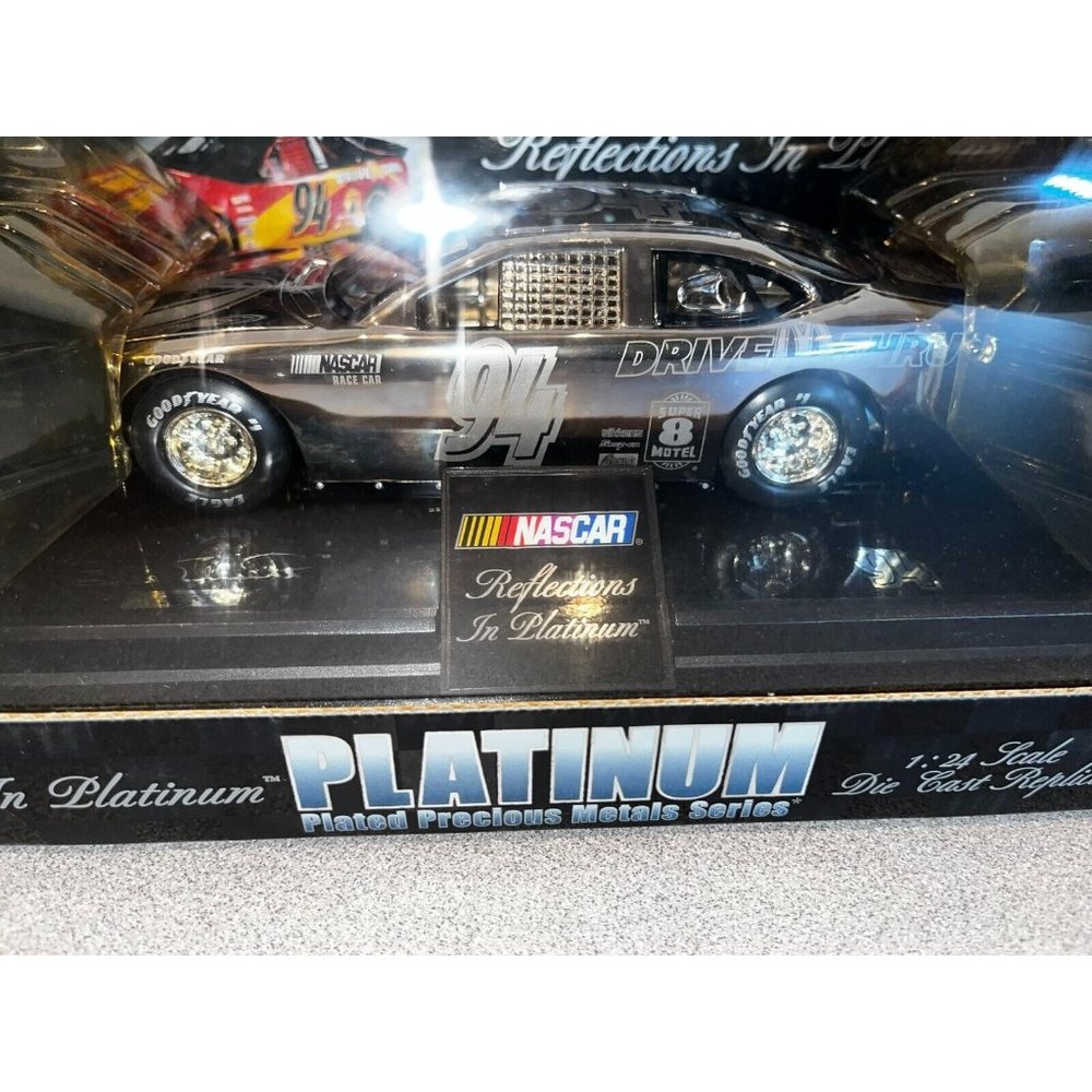 1999 Racing Champions Platinum Bill Elliott McDonald's Drive Thru 1/24 Platinum